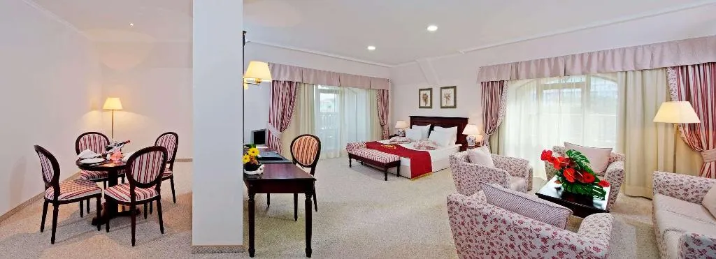 SUITE DELUXE PREMIUM Room, Melia Grand Hermitage, Varna