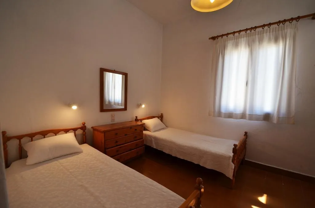 APARTMENT ONE BEDROOM Room, Madoupa Beach Apartments, Mykonos