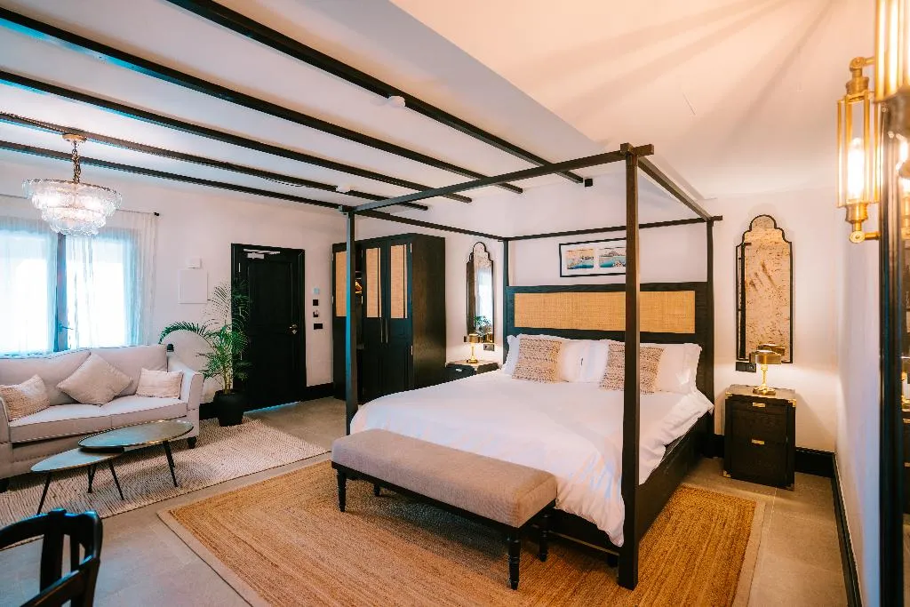JUNIOR SUITE WITH TERRACE Room, Son Moli Country House, Majorca