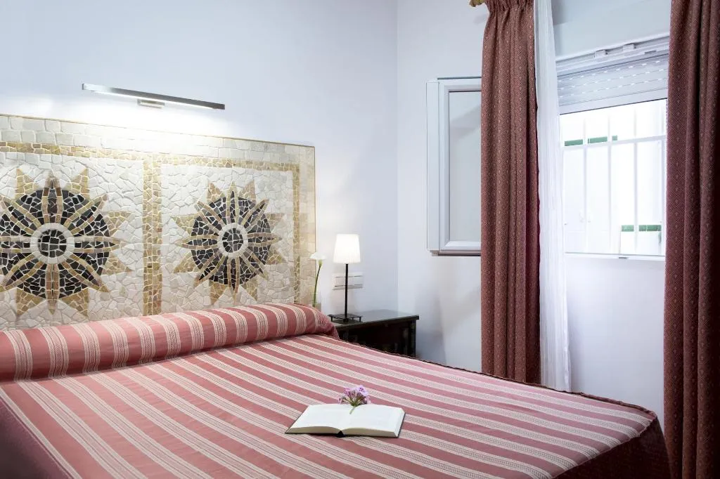 Room, Hostal Alhambra, Costa Del Sol