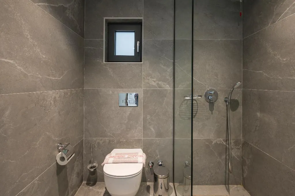 SUITE WITH JACUZZI Room, Mare Village Hotel, Crete