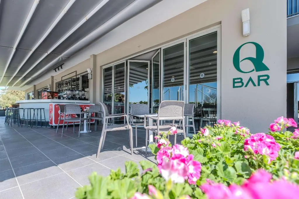 Bar, Barut Goia, Antalya
