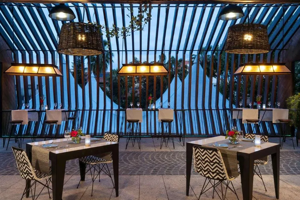 Restaurant, NH Madrid Ventas, Madrid