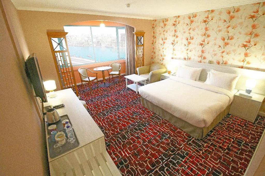 Double or Twin PREMIER WITH VIEWS Room, The George Hotel by Saffron Dubai Creek, Dubai