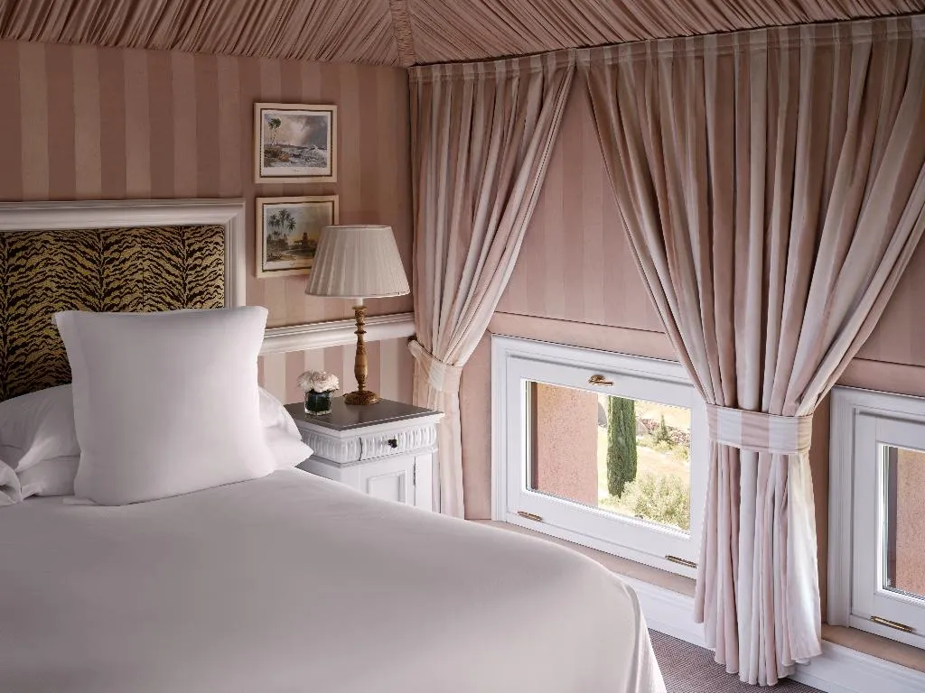 SUITE LUXURY Room, Anantara Villa Padierna Palace Benahavis Marbella, Costa Del Sol