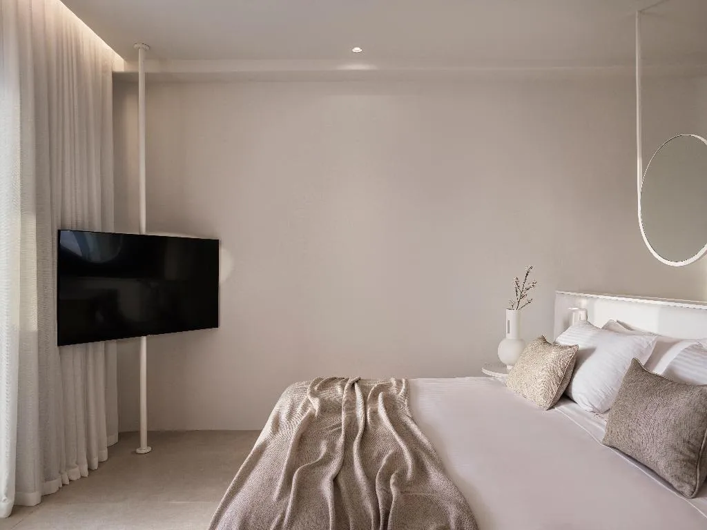 SUITE SEA VIEW WITH PRIVATE POOL Room, Lovia Mykonos, Mykonos