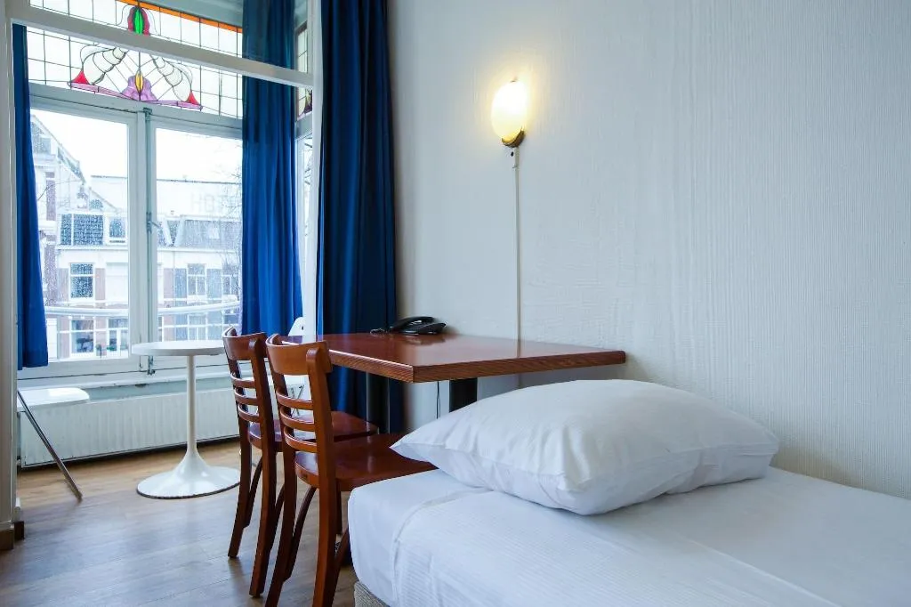 Room, Hotel Titus, Amsterdam