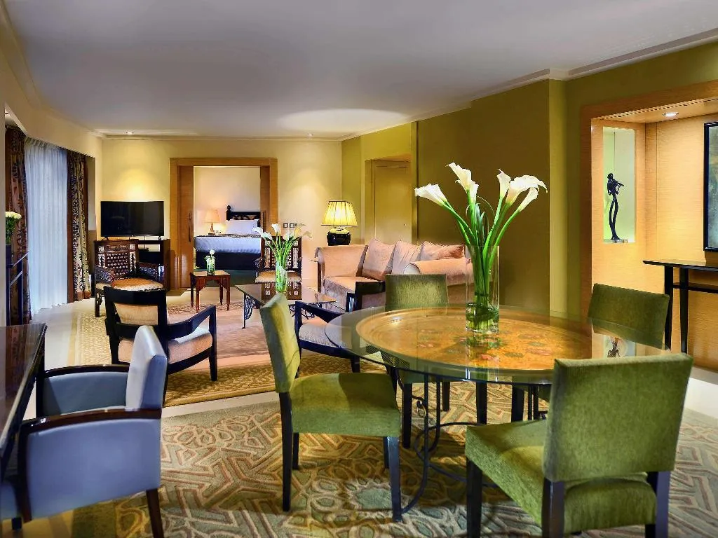 SUITE WITH BALCONY Room, Sofitel Cairo Nile El Gezirah, Cairo
