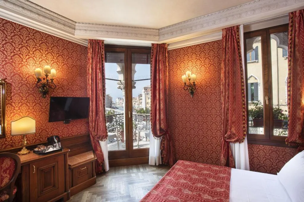 Room, Palazzina Veneziana, Venice