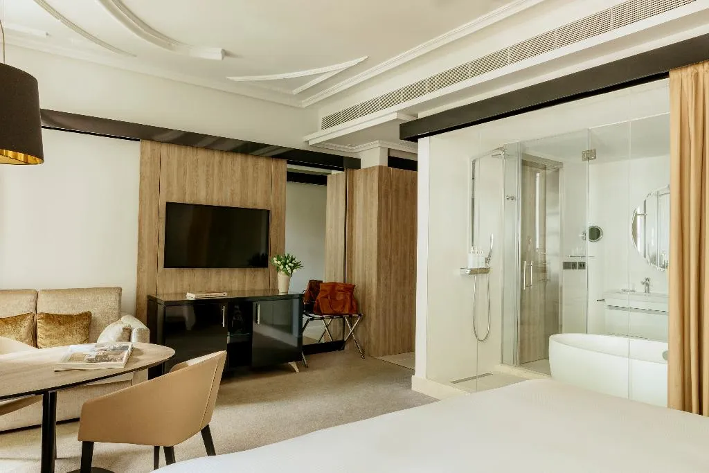 Double or Twin SUPERIOR Room, Palacio de los Duques Gran Meliá, Madrid