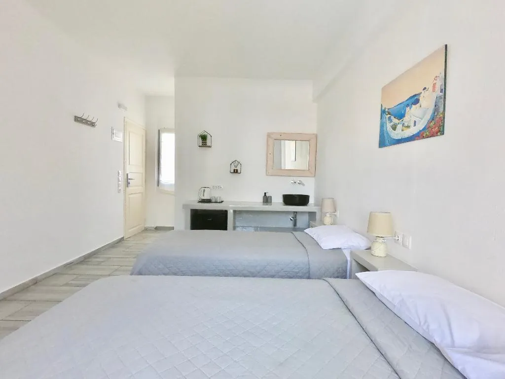 STUDIO DELUXE Room, Anny Studios Perissa Beach, Santorini