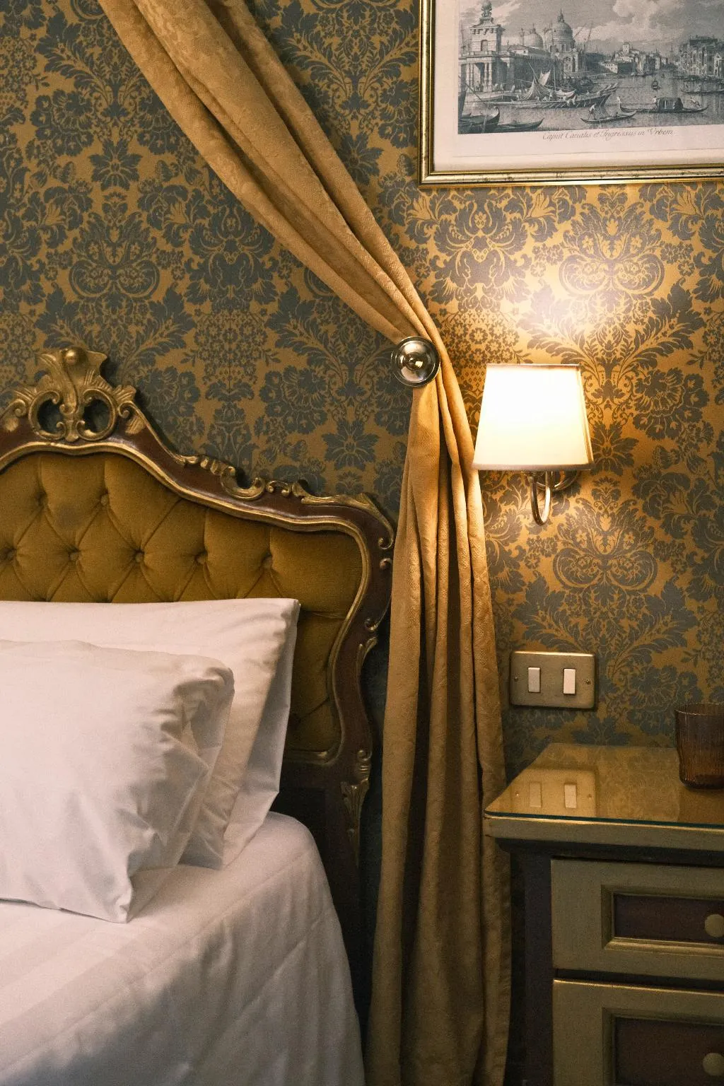 Room SUPERIOR QUEEN BED Room, San Gallo, Venice