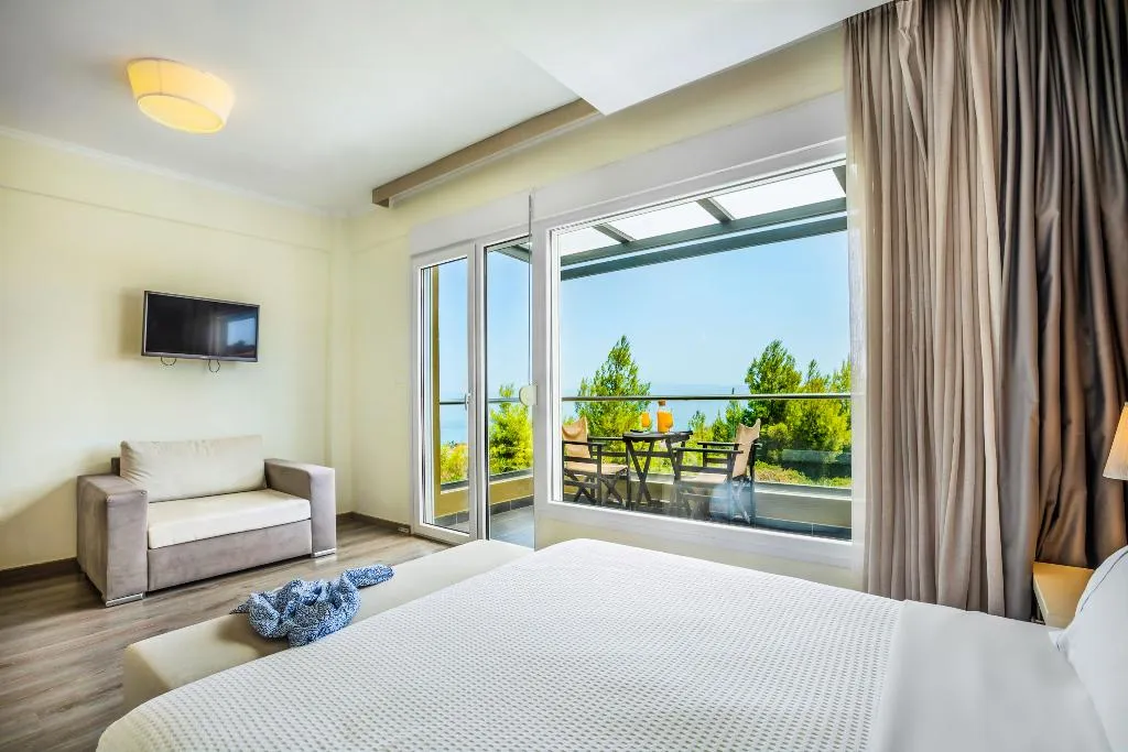VILLA WITH PRIVATE POOL Room, Sunny Villas and Spa, Halkidiki