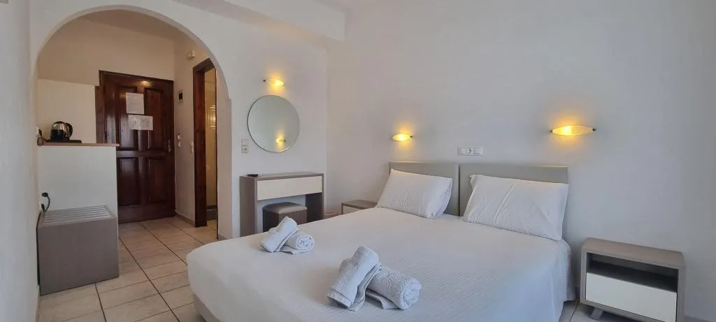DOUBLE ECONOMY Room, Horizon Resort, Santorini