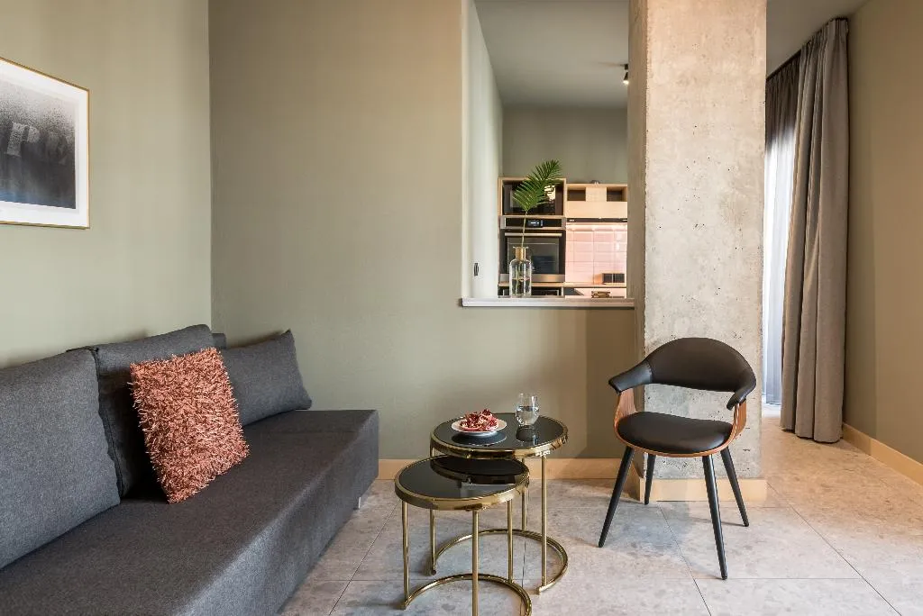 APARTMENT WITH TERRACE Room, Cohort Koukaki, Athens