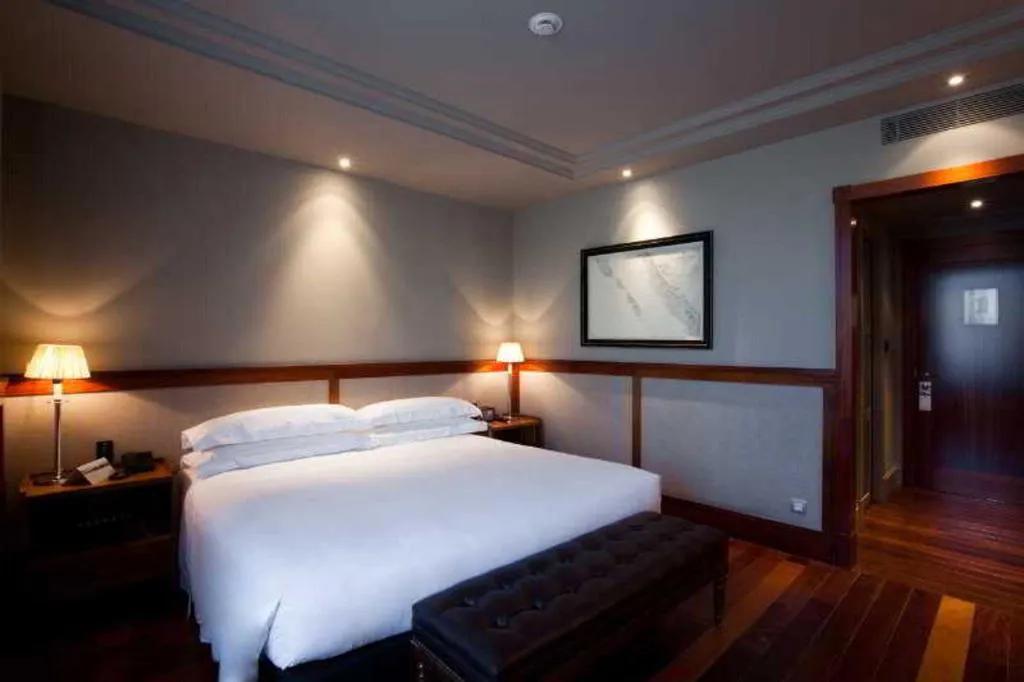 DOUBLE SINGLE USE SUPERIOR Room, Hotel 1898, Barcelona