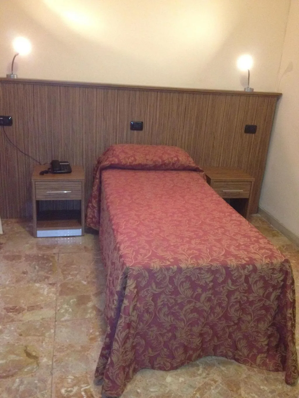 Room, Hotel York, Milan
