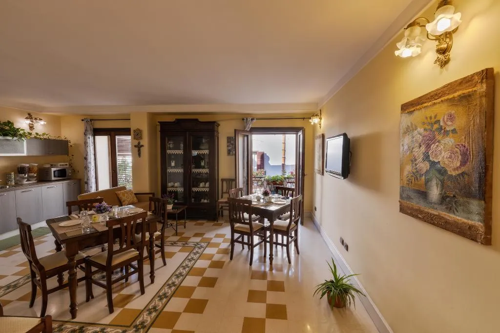 General view, Casa Manzella, Palermo