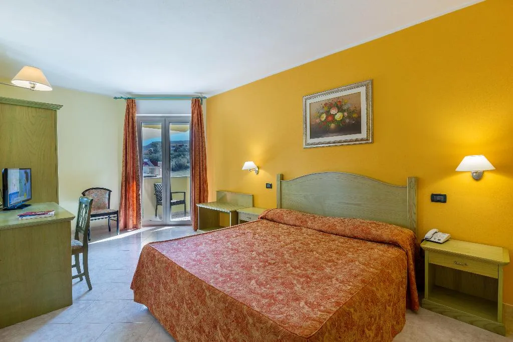 Double or Twin WITH BALCONY Room, Rosa dei Venti, Cagliari