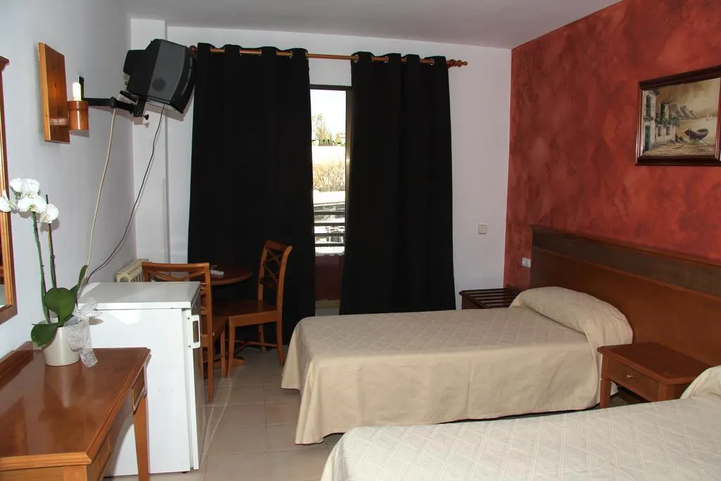 Room, Gomila Park, Majorca