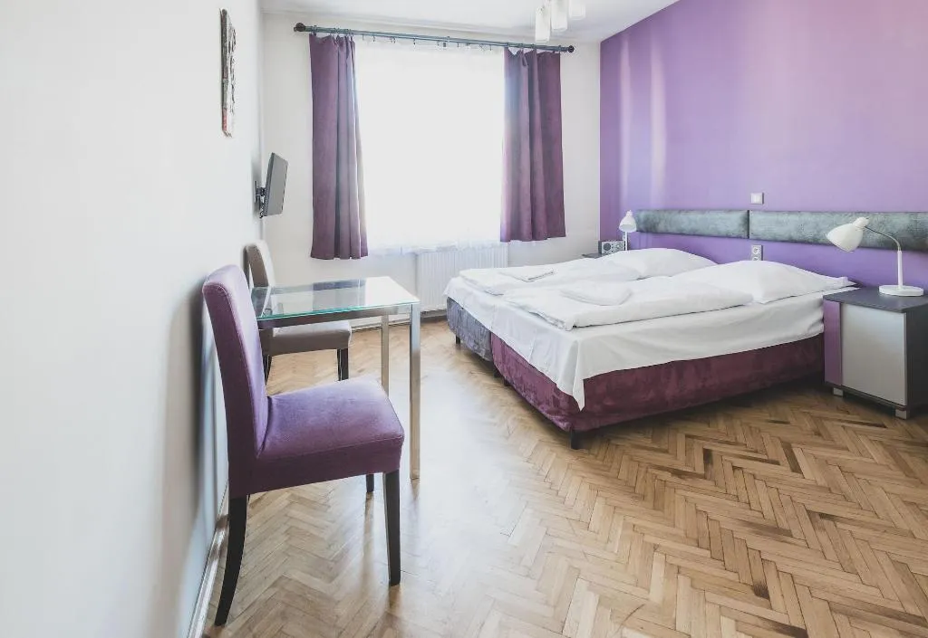 Room, Cybulskiego Guest Rooms, Krakow