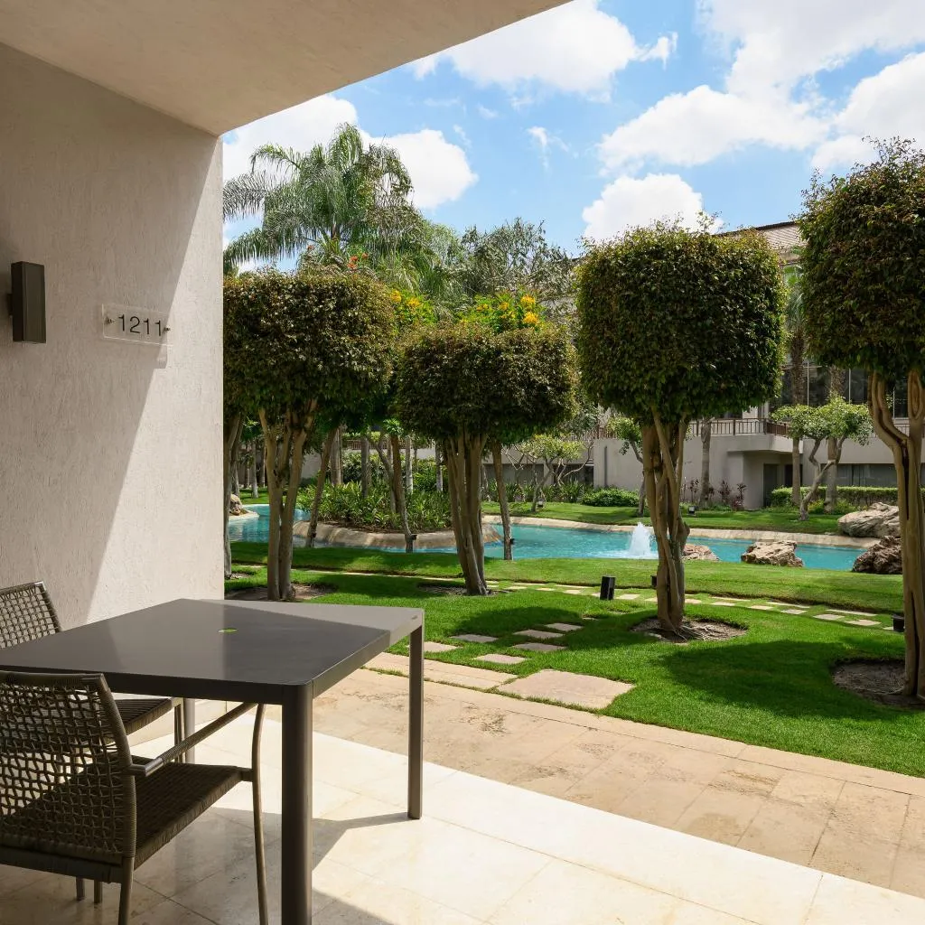 TWIN DELUXE Room, Dusit Thani LakeView Cairo, Cairo