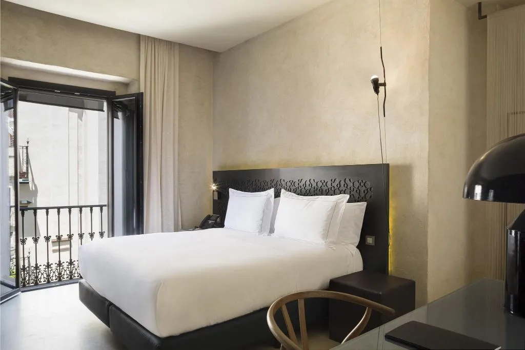 DOUBLE DELUXE Room, Mercer EME Catedral Hotel, Seville