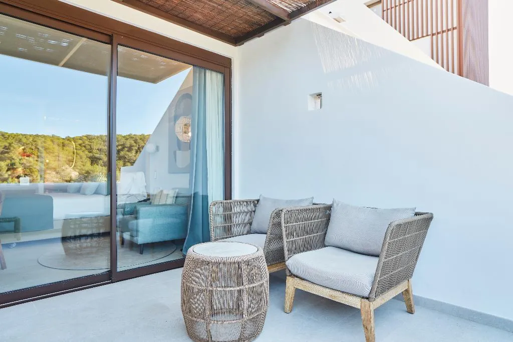 DOUBLE SUPERIOR SEA VIEW Room, Cala San Miguel Ibiza Res, Curio Colllec by Hilton, Ibiza