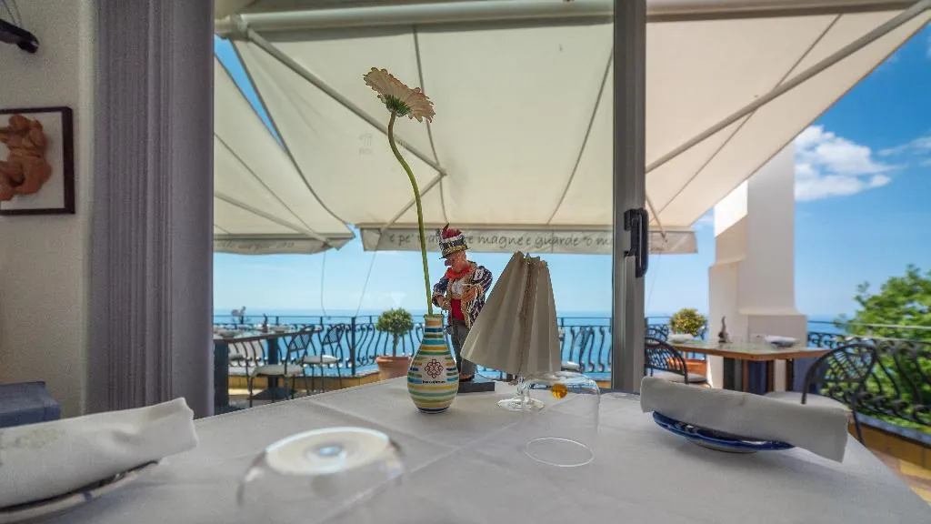 Restaurant, Albergo Diffuso Bacco Furore, Naples