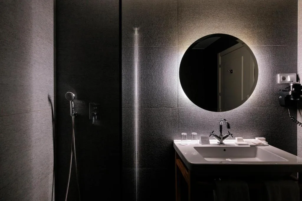 DOUBLE SUPERIOR Room, Pax Guadalajara, Madrid