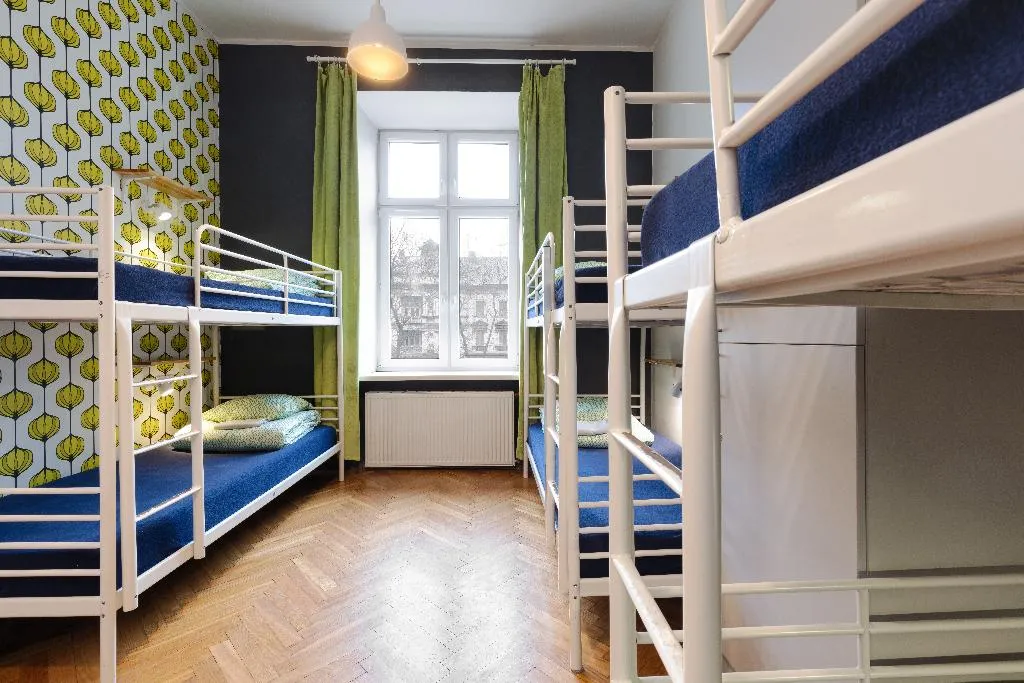 Bed in dormitory FEMALE ROOM Room, Hostel Atlantis Kraków, Krakow