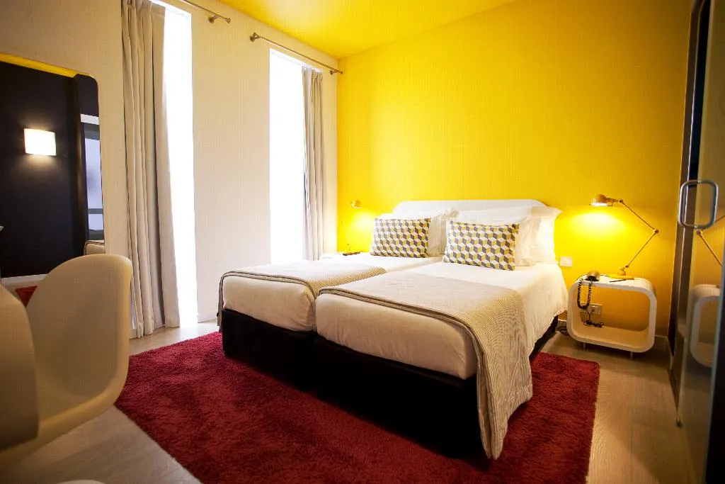 DOUBLE SINGLE USE INNER Room, Internacional Design Hotel, Lisbon