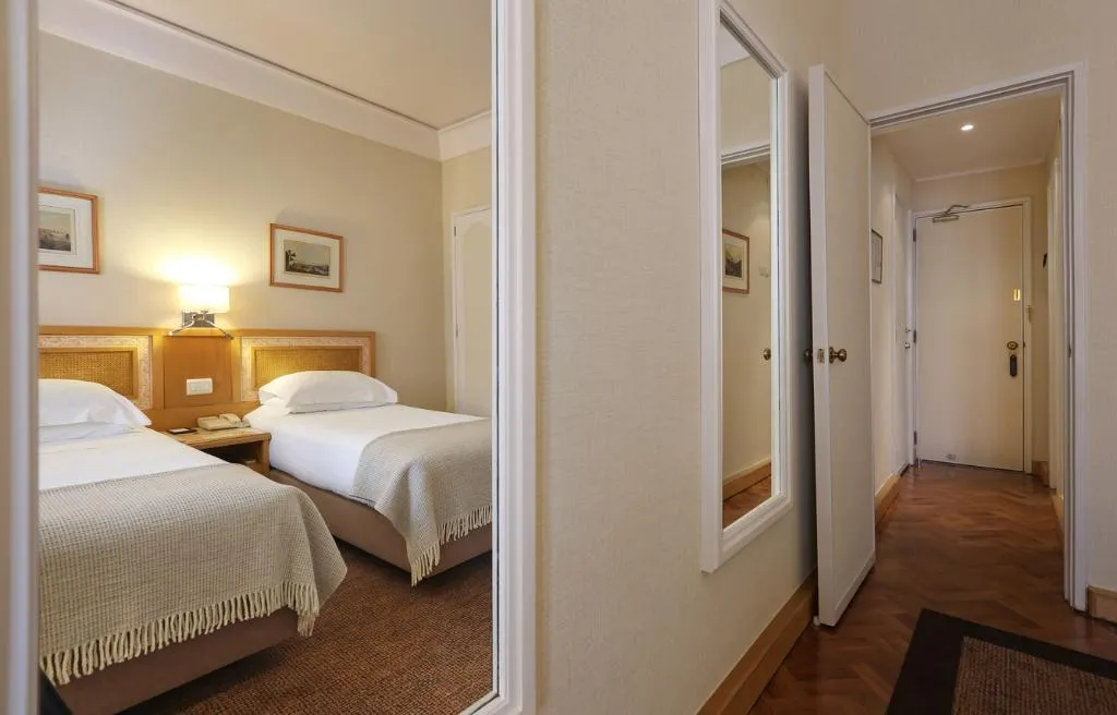 SINGLE STANDARD Room, Lisboa Plaza, Lisbon