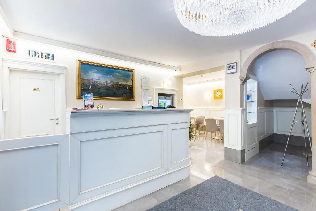 Lobby, Hotel Guerrini Venezia, Venice