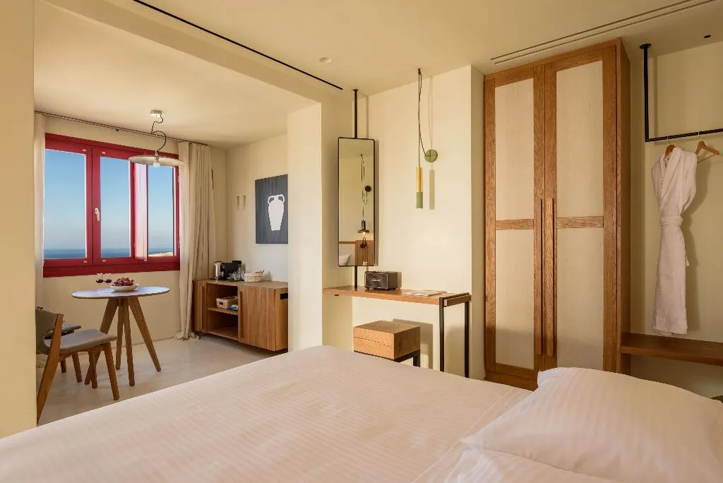 SUITE STANDARD Room, Potnia Theron Suites, Santorini