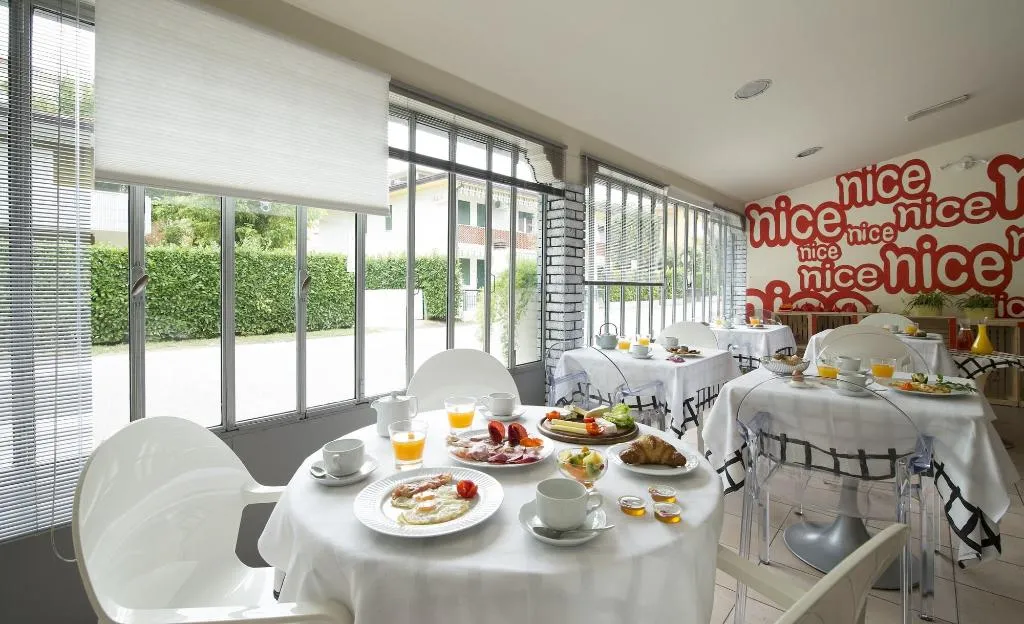 Restaurant, Hotel Vienna, Venice