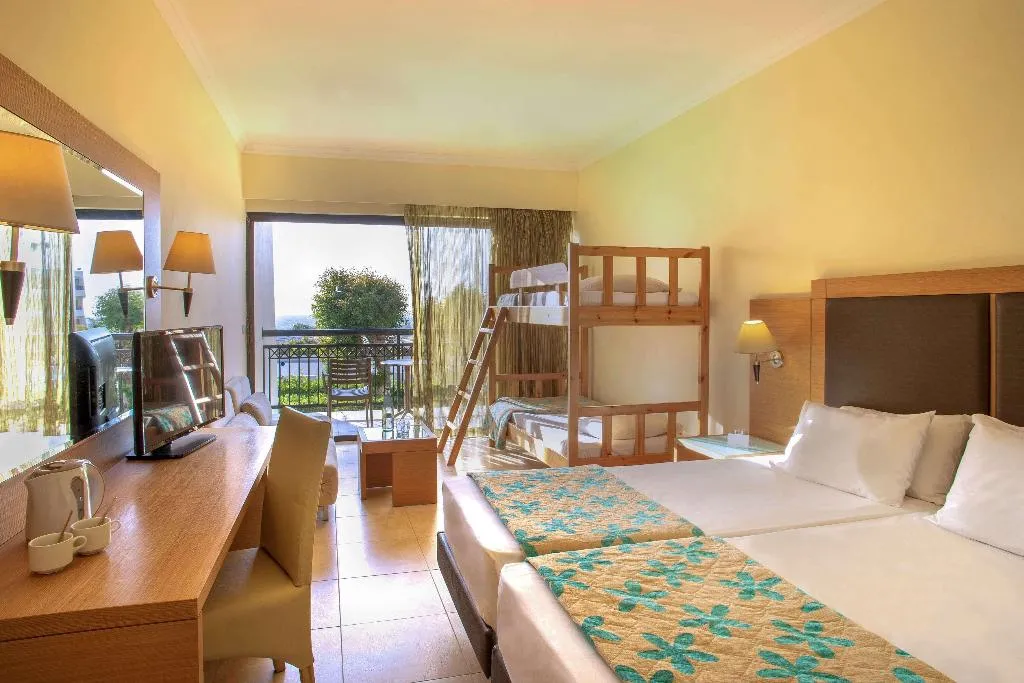 FAMILY ROOM STANDARD Room, Sol Cosmopolitan Rhodes, Rhodes