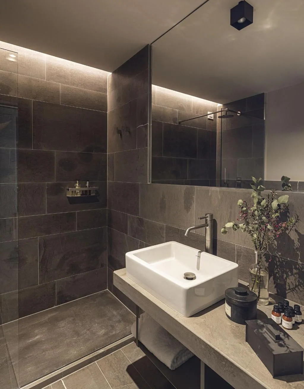 SUITE KING SIZE BED Room, Promessi Sposi, Milan