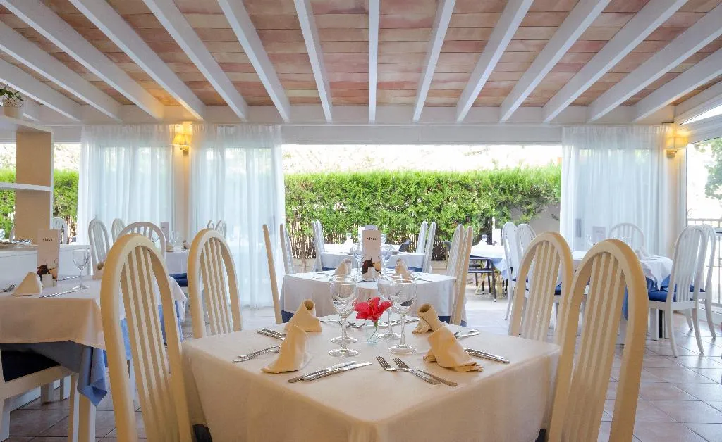 Restaurant, Canyamel Sunrise Apartments, Majorca