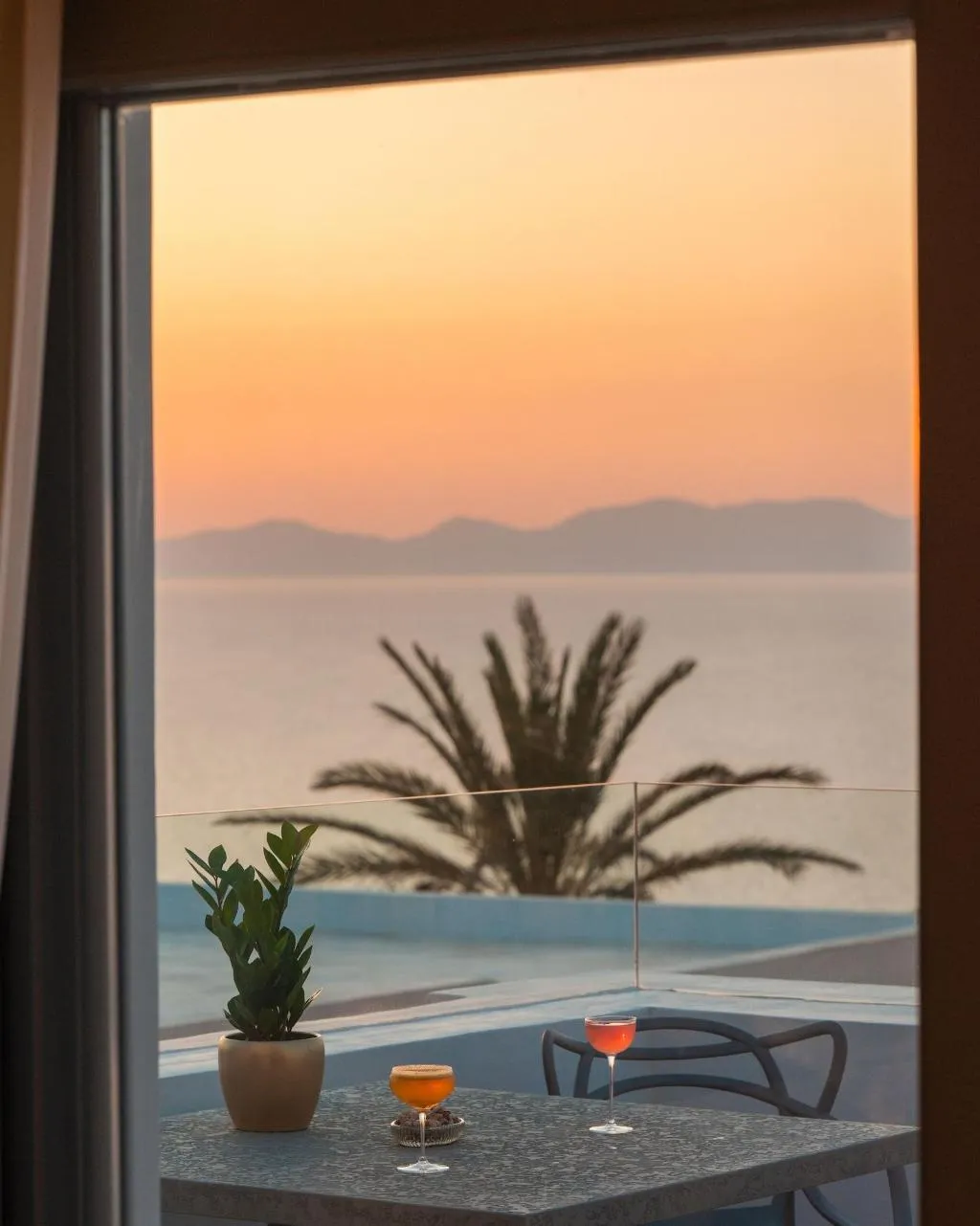 Room, La Madeleine Oia, Santorini