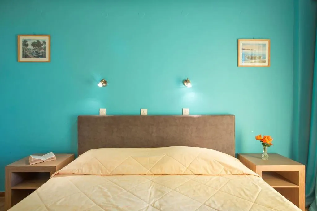 Room, Tolon Beach Hotel, Athens