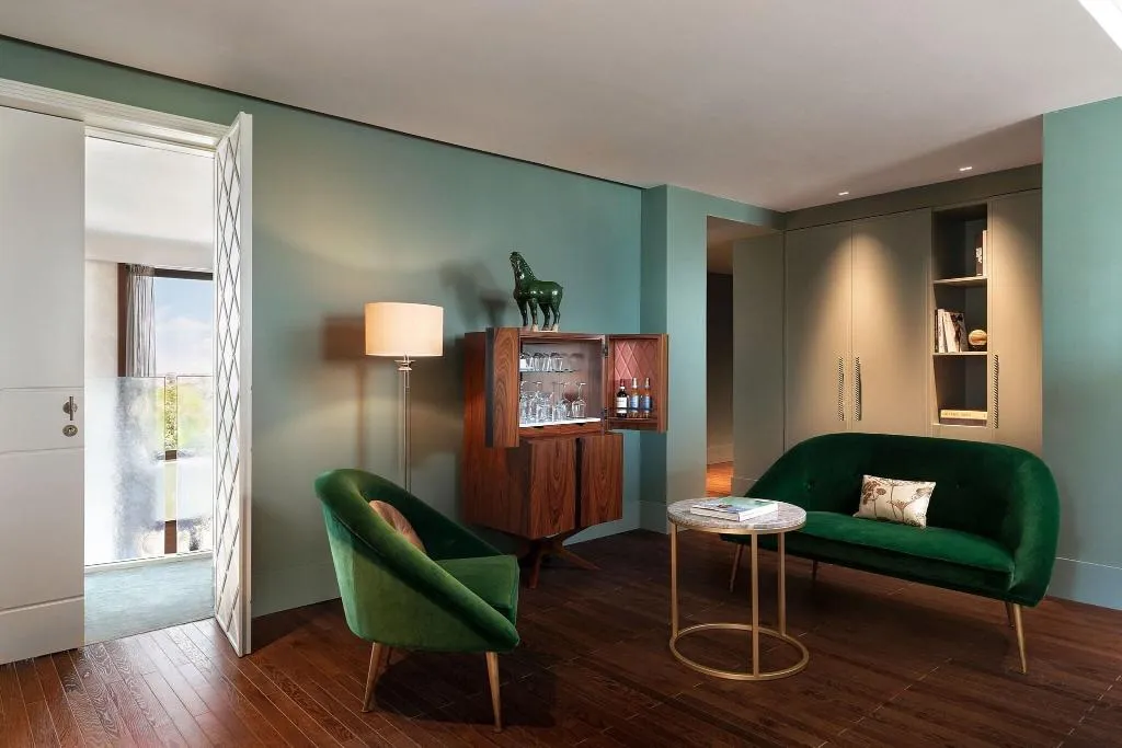 Room, The Westin Palace Milan, Milan