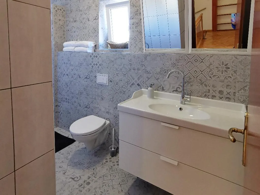 APARTMENT CAPACITY 4 Room, Apartments Lili, Zadar