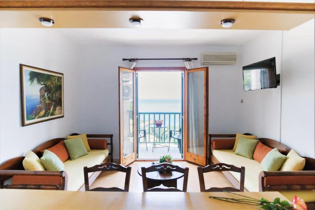 APARTMENT SEA VIEW TWO BEDROOMS Room, Corfu Aqua Nisaki, Corfu