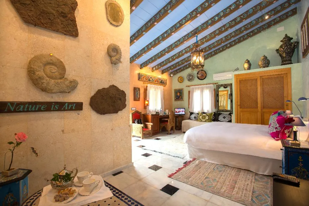 JUNIOR SUITE STANDARD Room, Es Revellar Art Resort, Majorca
