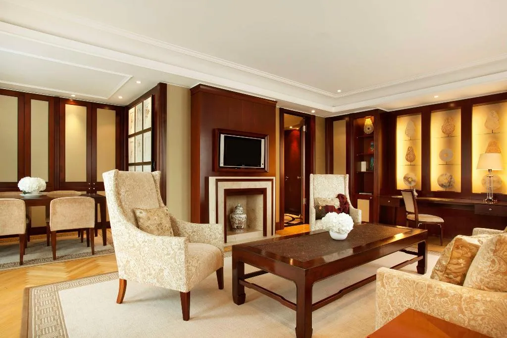 SUITE WITH VIEWS Room, Adlon Kempinski Berlin, Berlin