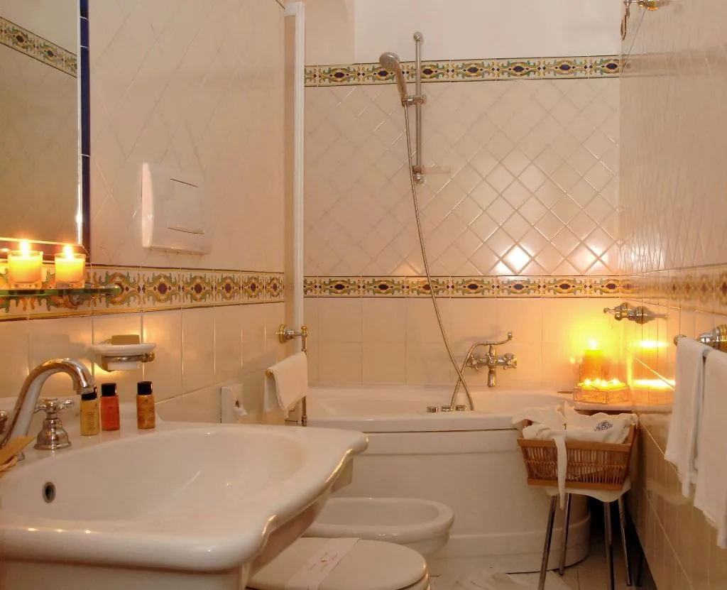 Room, Hotel Antica Repubblica, Naples