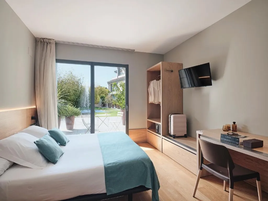 DOUBLE SUPERIOR Room, Qgat Suites & Events, Barcelona
