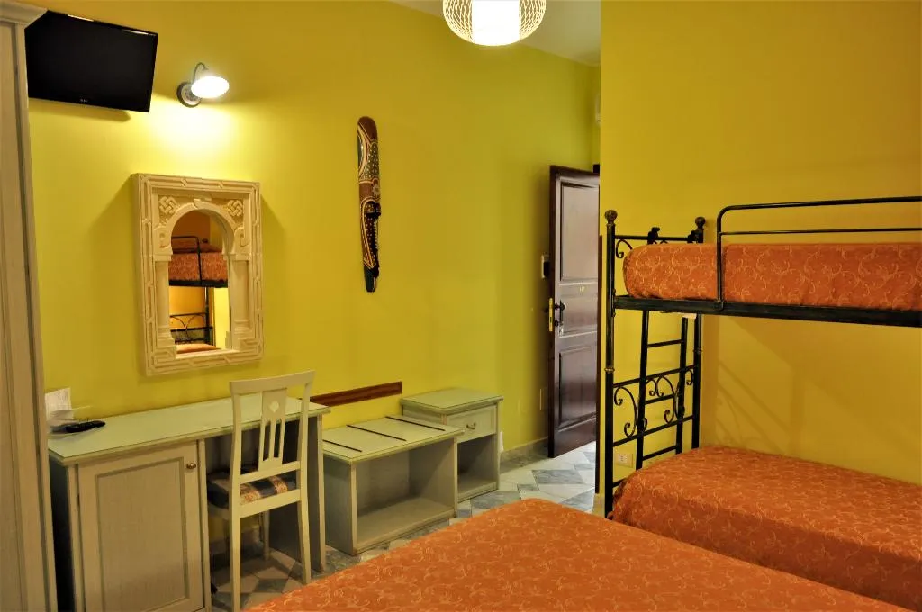 QUADRUPLE STANDARD Room, Al-Taïr, Palermo