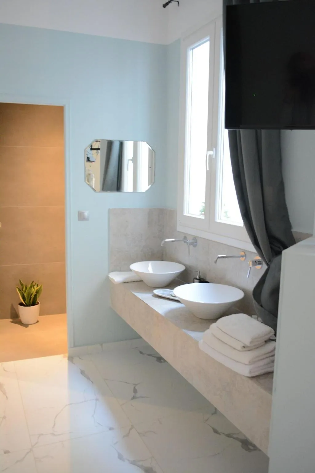Room, Hellenic Hospitality House, Athens
